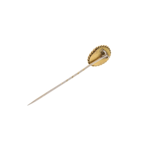 14 - Victorian Silver Gilt and Scarab Stick Pin. 
 
  
 

  HALLMARKS: silver + gold 
 
 
  
 

  MEASURE... 