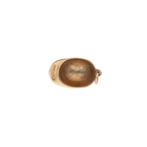 145 - 9ct Gold Jockey Cap Charm. 
 
  
 

  HALLMARKS: marked for 9ct Gold 
 
 
  
 

  MEASUREMENT: 25mm ... 
