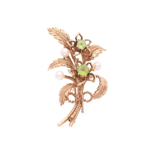 28 - 9ct Gold Peridot and Pearl Flower Brooch. 
 
  
 

  HALLMARKS: marked for 9ct Gold 
 
 
  
 

  MEA... 