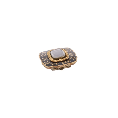 31 - Georgian Gold Mourning Brooch. 
 
  
 

  HALLMARKS: Gold 
 
 
  
 

  MEASUREMENT: 25.7mm long by 2... 