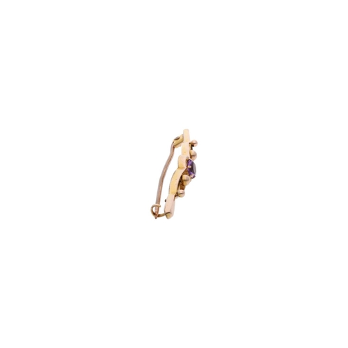 34 - 9ct Gold and Amethyst Single Stone Brooch. 
 
  
 

  HALLMARKS: marked for 9ct Gold 
 
 
  
 

  ME... 