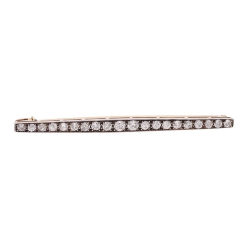 4 - Antique 18ct Gold Platinum and Diamond Brooch, 1.86ct Diamond. 
 
  
 

  HALLMARKS: Tested for 18ct... 