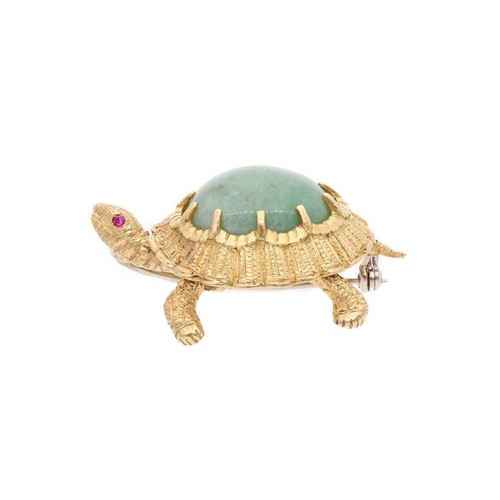 53 - French 18ct Gold Ruby and Jade Tortoise Brooch 
 
  
 

  HALLMARKS: marked for 18ct Gold 
 
 
  
 
... 