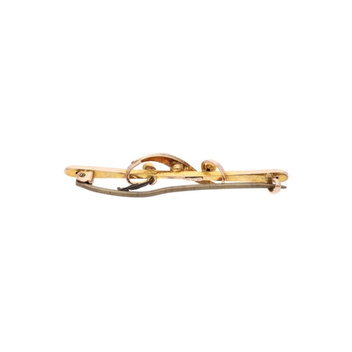 55 - Antique 9ct Gold and Pearl Brooch. 
 
  
 

  HALLMARKS: marked as 9ct Gold 
 
 
  
 

  MEASUREMENT... 