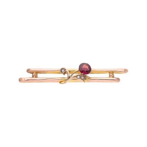 56 - Antique 9ct Gold Garnet and Pearl Brooch. 
 
  
 

  HALLMARKS: marked as 9ct Gold 
 
 
  
 

  MEAS... 