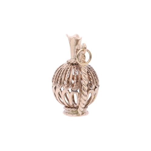 90 - Large 9ct Gold Middle Eastern Ewer Charm 
 
  
 

  HALLMARKS: Marked for 9ct Gold 
 
 
  
 

  MEAS... 