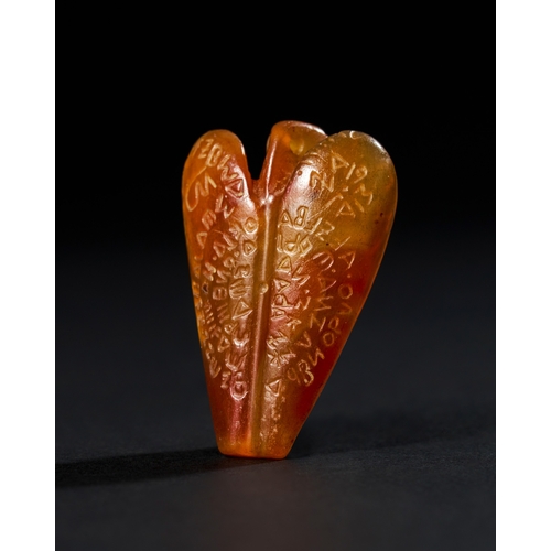 23 - AGNOSTIC PERIOD AGATE AMULET IN THE FORM OF A ANGELIC AGNOSTIC PERIOD AGATE AMULET IN THE FORM OF A ... 