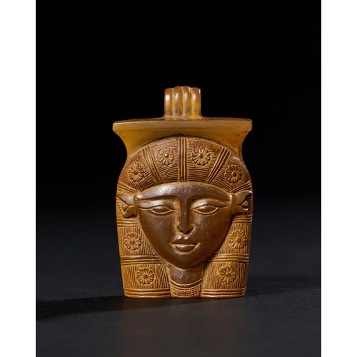 25 - LARGE AGATE AMULET DEPICTING GODDESS HATHOR, PROBABLY PTOLEMAIC PERIOD LARGE AGATE AMULET DEPICTING ... 