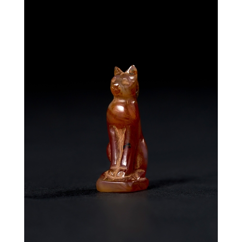 4 - AN EGYPTIAN AGATE CAT AMULET, LATE PERIOD TO PTOLEMAIC PERIOD, 664-30 B.C. This exquisite amulet, me... 