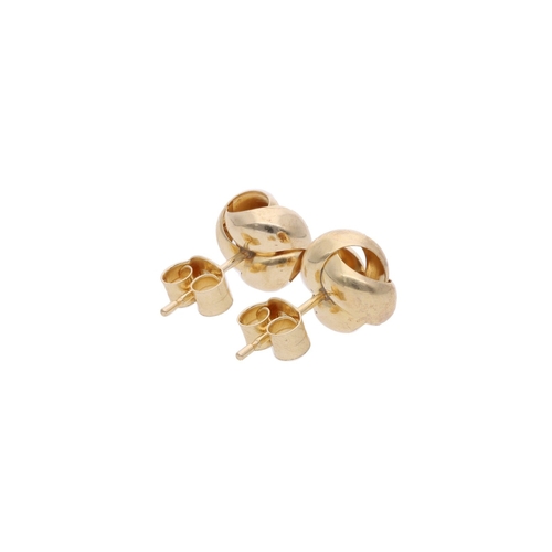 105 - 9ct Gold Crossover Stud Earrings. 9ct Gold Crossover Stud Earrings.            HALLMARKS: marked for... 