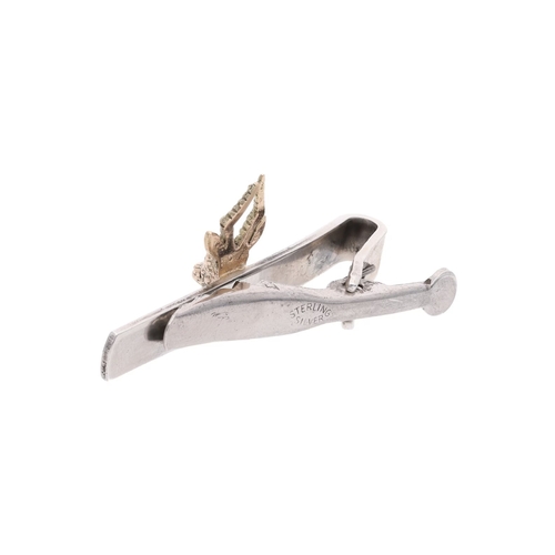 106 - Sterling Silver and Gold Hunting Deer Clip Brooch Sterling Silver and Gold Hunting Deer Clip Brooch ... 