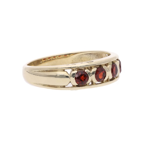 111 - 9ct Gold and Garnet Five Stone Ring, Size N 1/2. 9ct Gold and Garnet Five Stone Ring.            HAL... 