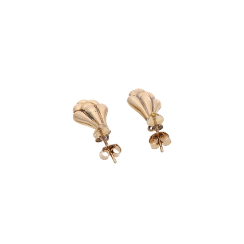 114 - 9ct Gold Drop Earrings 9ct Gold Drop Earrings            HALLMARKS: Marked for 9ct gold             ... 