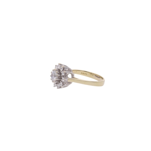 125 - 9ct Gold and Cubic Zirconia Cluster Ring, Size J 1/2 9ct Gold and Cubic Zirconia Cluster Ring.      ... 