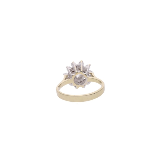 125 - 9ct Gold and Cubic Zirconia Cluster Ring, Size J 1/2 9ct Gold and Cubic Zirconia Cluster Ring.      ... 