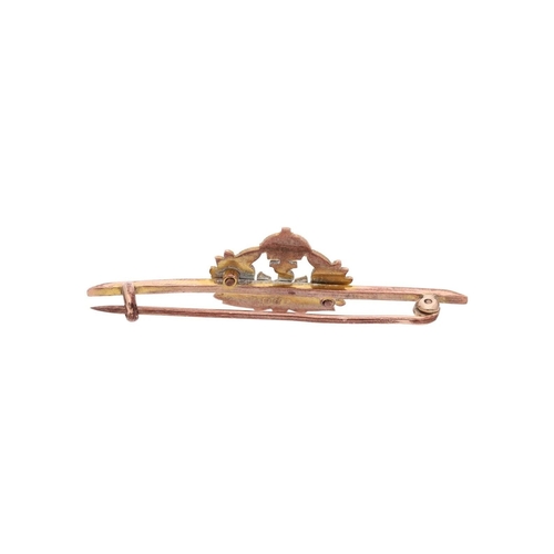 133 - 9ct Gold and Red Enamel Crown Brooch 9ct Gold and Red Enamel Crown Brooch            HALLMARKS: mark... 