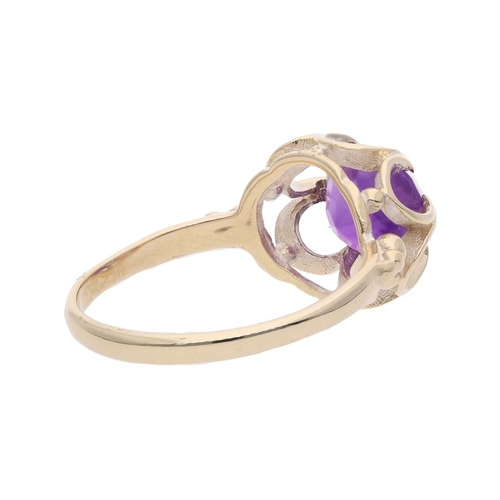 142 - 9ct Gold and Amethyst Single Stone Ring, Size L. 9ct Gold and Amethyst Single Stone Ring.           ... 