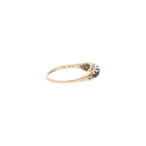 147 - 9ct Gold and Sapphire Five Stone Ring, Size 6.25 | M 9ct Gold and Sapphire Five Stone Ring          ... 