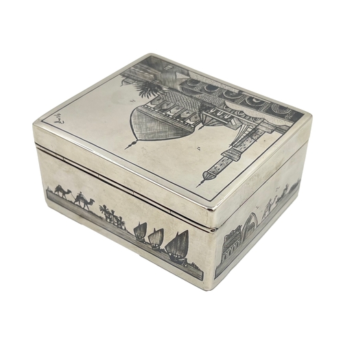 187 - SILVER AND NIELLO BOX, IRAQ, 20TH CENTURY W: 8.5cm, Weight: 230g