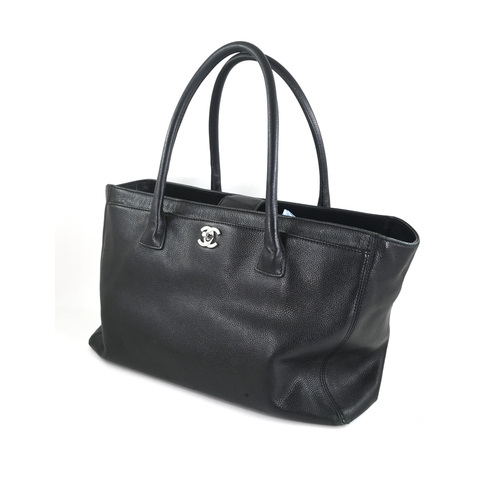 2 - A Chanel CERF Executive Tote Chanel Executive Tote Black, 36cm.     Hardware: Silver    Accesso... 