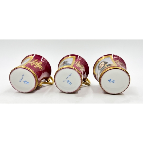 200 - PARIS PORCELAIN NAPOLEONIC TEA SET PARIS PORCELAIN NAPOLEONIC TEA SET    Teapot, H: 25cm, W: 23.5cm,... 