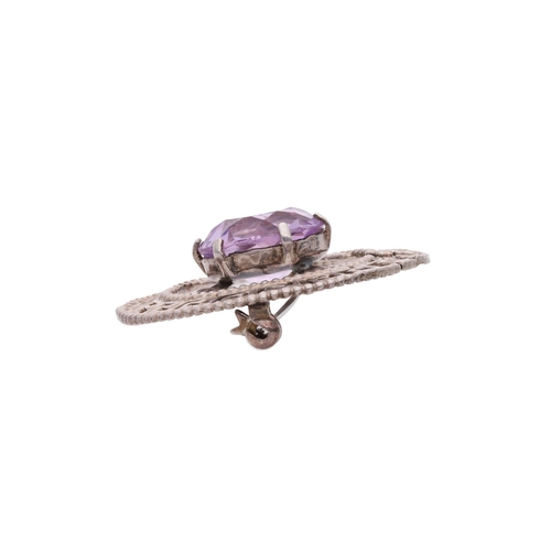 35 - Scottish Sterling Silver and Amethyst Brooch, Edinburgh 1961 Scottish Sterling Silver and Amethyst B... 