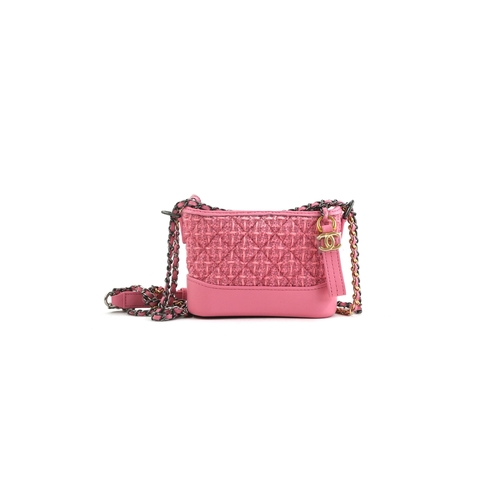 4 - Chanel Metiers d'Art Collectors Box Chanel Set of 4 mini bags Pink/Red in Various sizes.     Ha... 