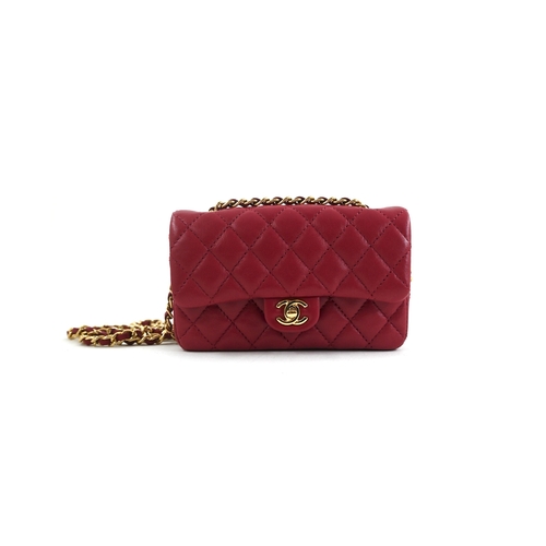 4 - Chanel Metiers d'Art Collectors Box Chanel Set of 4 mini bags Pink/Red in Various sizes.     Ha... 