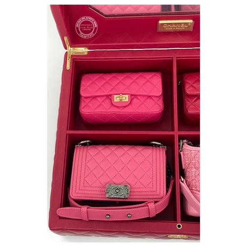 4 - Chanel Metiers d'Art Collectors Box Chanel Set of 4 mini bags Pink/Red in Various sizes.     Ha... 