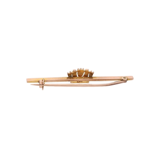 49 - 9ct Gold Crown Brooch 9ct Gold Crown Brooch            HALLMARKS: marked for 9ct Gold              M... 