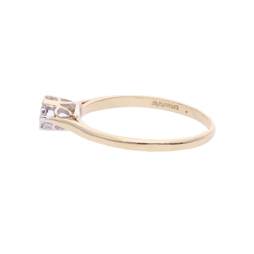 72 - 9ct Gold and Diamond Solitaire Ring, Size M 9ct Gold and Diamond Solitaire Ring.            HALLMARK... 