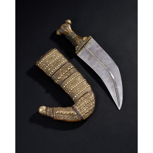 196 - YAMANIS JAMBIYA DAGGER, 20TH CENTURY YAMANIS JAMBIYA DAGGER, 20TH CENTURY     L:33cm   ... 