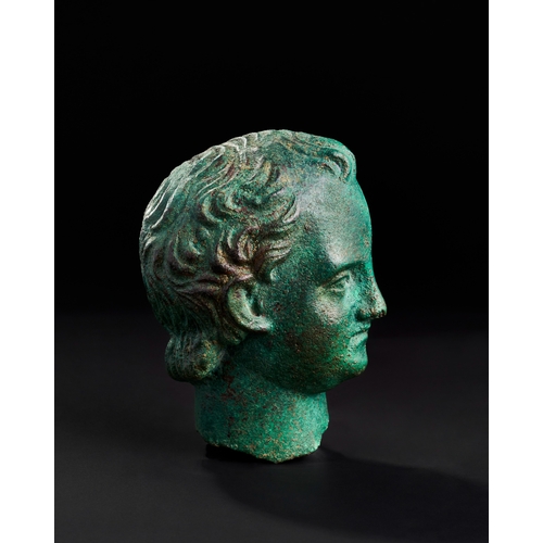 15 - A BRONZE ROMAN HEAD OF A YOUTH, 2ND CENTURY A.D. OR LATER



An exceptional bronze head of a youth, ... 