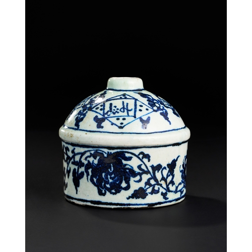 180 - A CHINESE CERAMIC INKWELL FOR THE ISLAMIC MARKET, POSSIBLY MING DYNASTY  A CHINESE CERAMIC INKWELL F... 