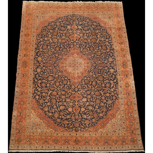 341 - LARGE ANTIQUES PART SILK KASHAN CARPET, 577 X 375CM Vintage Kashan part silk rug, with a very high s... 