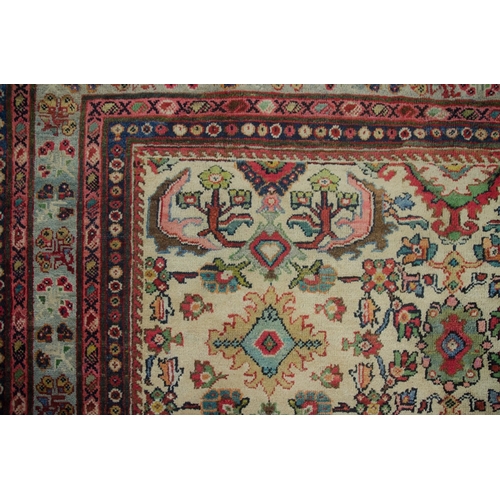 349 - LARGE WOOL MAHAL CARPET, 316 X 223CM  With many different, interesting elements on a lovely cream gr... 