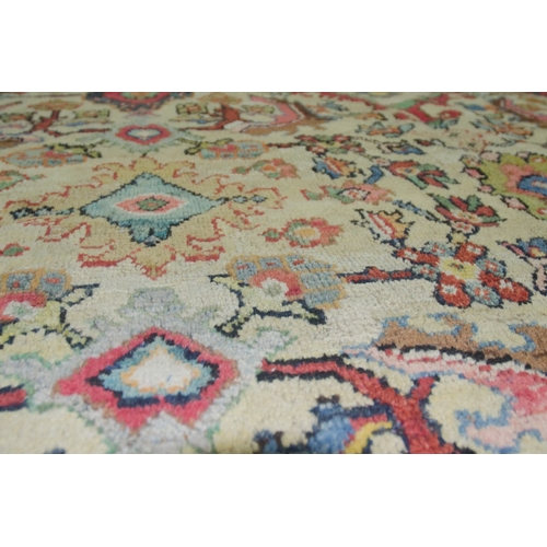 349 - LARGE WOOL MAHAL CARPET, 316 X 223CM  With many different, interesting elements on a lovely cream gr... 