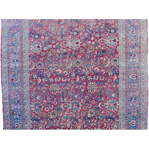 365 - A LARGE WOOL MASHAHD CARPET, 422 X 300CM A very well-woven piece with high-quality wool and natural ... 