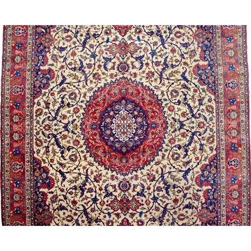 368 - A LARGE ANTIQUE ISFAHAN CARPET, 378 X 262CM  A highest quality dyes and wool, the workshop has produ... 