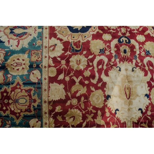 236 - A LARGE VINTAGE AGRA CARPET / RUNNER 540 X 251 CM
