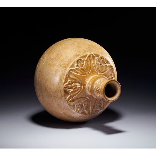 100 - A MARBLE MUGHAL STYLE HUQQA BASE, INDIA, 19TH CENTURY The form features a globular body with a round... 