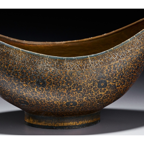 103 - A KASHMIRI LACQUERED PAPIER-MACHE KASHKUL BOWL, KASHMIR INDIA, 20TH CENTURY This kashkul, or boat-sh... 