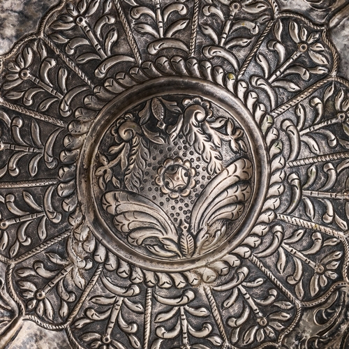 75 - A SILVER HAMMAM BOWL, OTTOMAN TURKEY, 18TH CENTURY This Ottoman Turkish silver hammam bowl features ... 