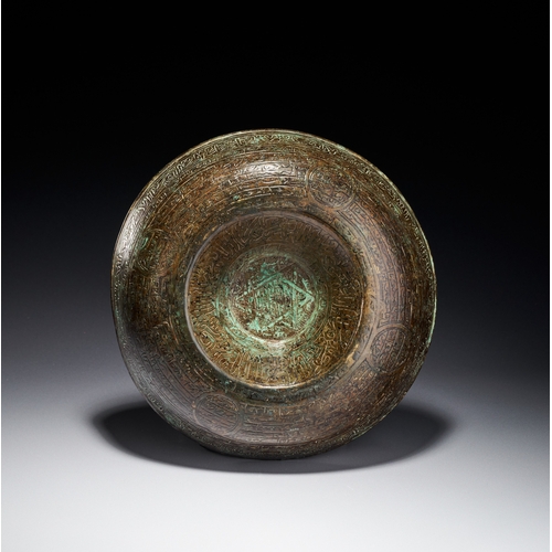 79 - A BRONZE MAMLUK MAGIC TALISMANIC BOWL, EGYPT OR SYRIA, 15TH - 16TH CENTURY The entire surface is den... 