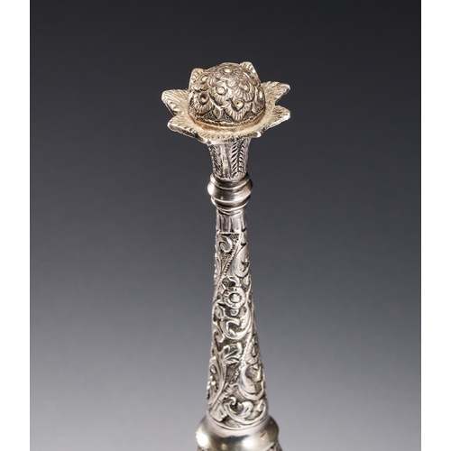 88 - AN INDIAN SILVER ROSE WATER SPRINKLER GULABPASH, INDIA, 19TH CENTURY An Indian silver rose water spr... 