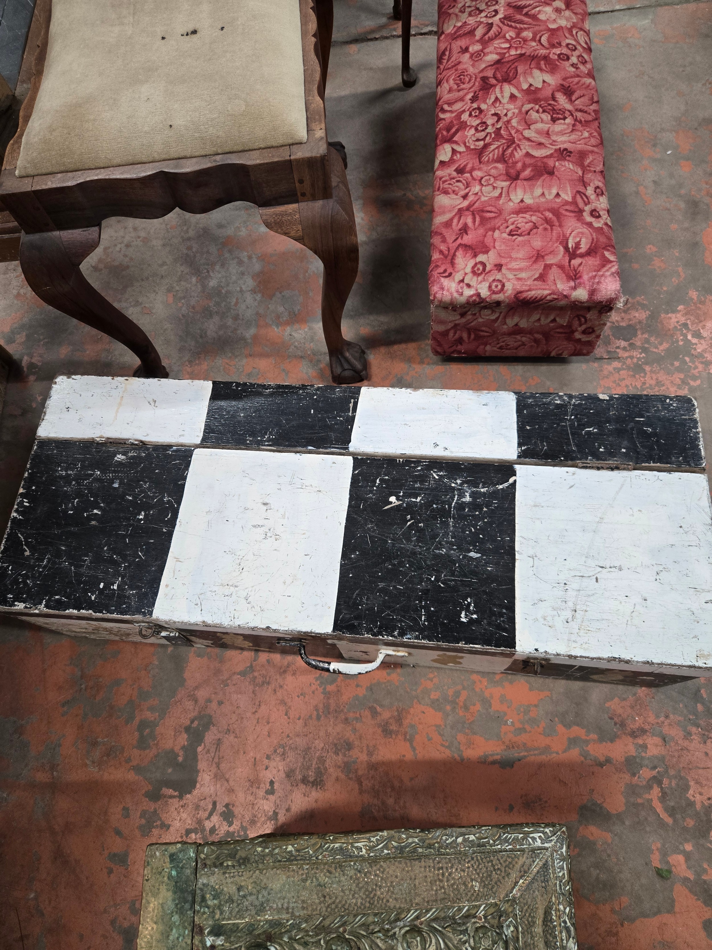 Joiners tool box- with interior divisions