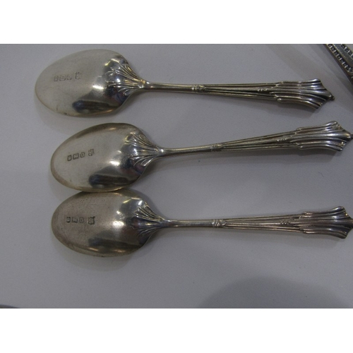 90 - SILVER TEA SPOONS, collection of assorted antique and later silver tea spoons, 378 grams