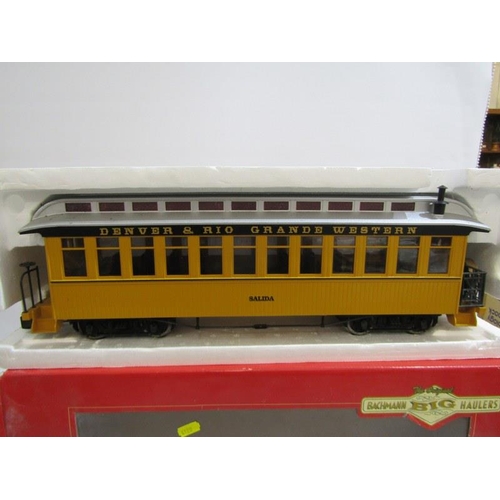 288 - BACHMANN BIG HAULIERS, 3 Bachmann carriages, passenger car 