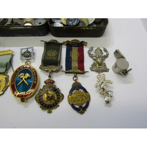 438 - ENAMEL BADGES, COINS, ETC, ROAB enamelled badges, including a donor badge to Grove House Orphanage, ... 