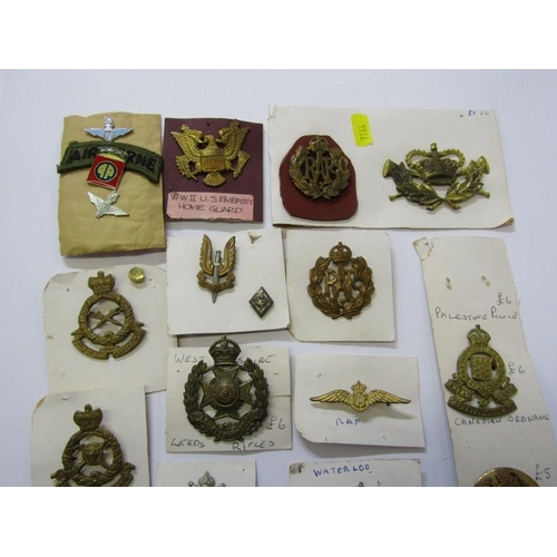 441 - CAP BADGES ETC. RAF Commando, Air Training Core & Glider Pilot Regiment cap badges & bar brooch also... 